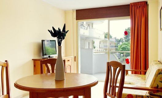 Apartamentos Arquus Salou By Rentalmar
