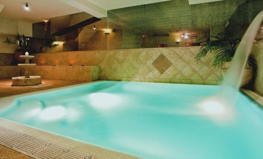 Apartamentos Arte Vida Suites & Spa