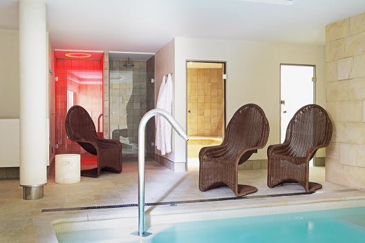 Apartamentos Artesa Suites & Spa
