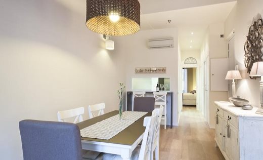 Apartamentos Aspasios Arago Executive