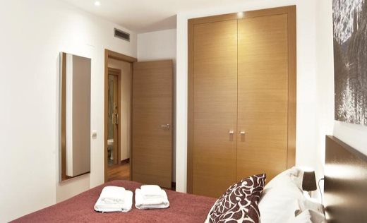 Apartamentos Aspasios Arago Executive
