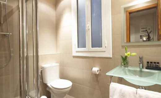 Apartamentos Aspasios Urquinaona Design