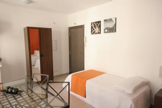 Apartamentos Baluart Cáceres