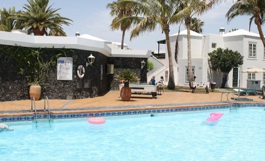 Apartamentos Barcarola Club