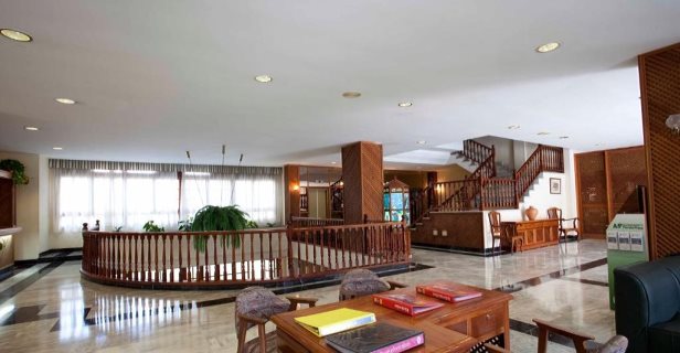 Apartamentos Be Smart Florida Plaza