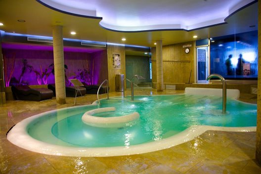 Apartamentos Berga Resort - The Mountain & Wellness Center Spa