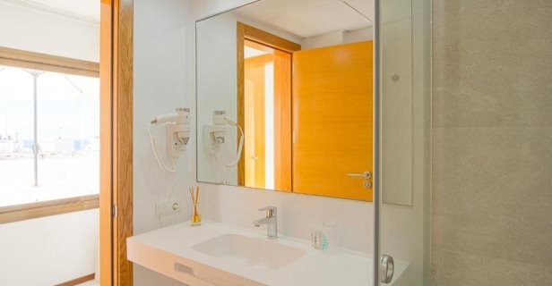 Apartamentos Bon Lloc