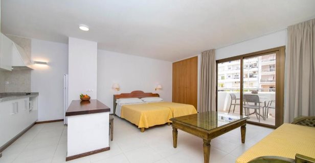 Apartamentos Bon Lloc