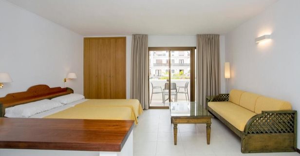 Apartamentos Bon Lloc