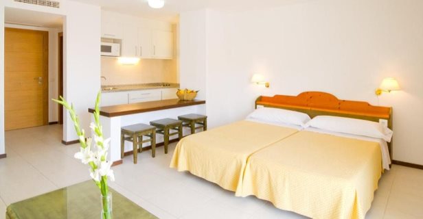 Apartamentos Bon Lloc