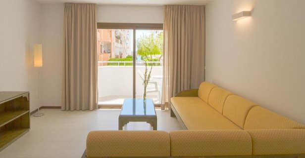Apartamentos Bon Lloc