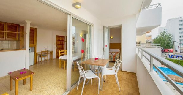 Apartamentos Bon Sol