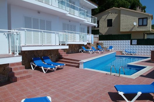 Apartamentos Bon Sol