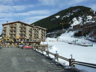 Apartamentos Borda Canaro
