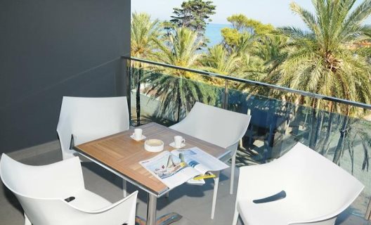Apartamentos Bravosol