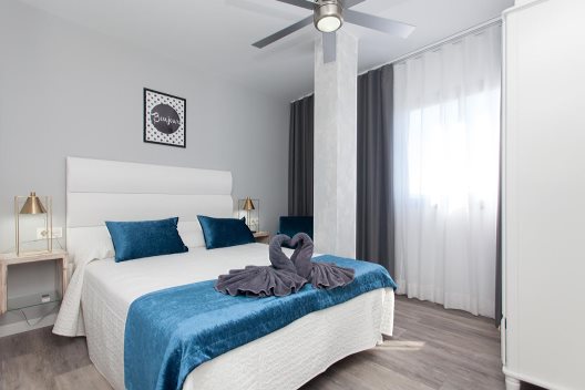 Apartamentos Bristol Sunset Beach