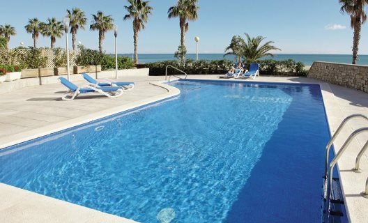 Apartamentos Cala Cristal Beach Club