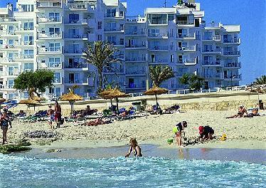 Apartamentos Cala Millor
