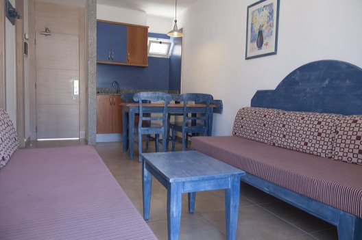 Apartamentos Cala Nova