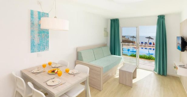 Apartamentos Calas Park