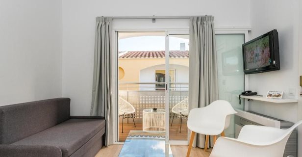 Apartamentos Cales De Ponent