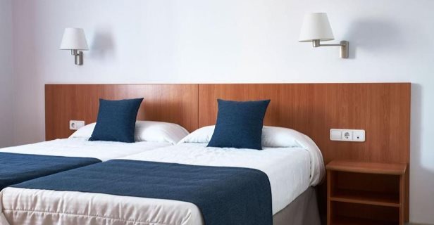Apartamentos Caliu Beatrix 2000