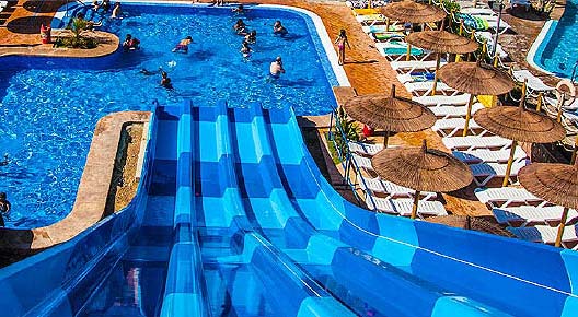 Apartamentos Camping La Marina Resort
