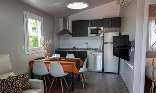 Apartamentos Camping La Marina Resort