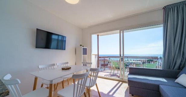 Apartamentos Camps