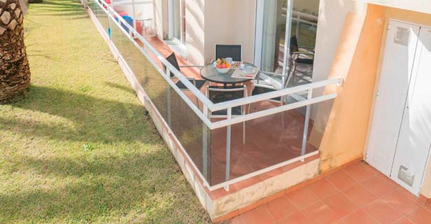 Apartamentos Canaret