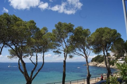 Apartamentos Canyelles Marina 3000
