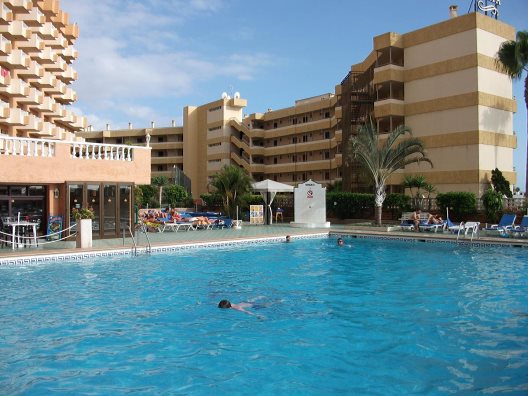 Apartamentos Caribe