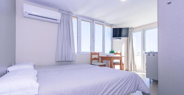 Apartamentos Carihuela Beach
