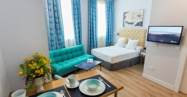 Apartamentos Casa De La Merced Suites