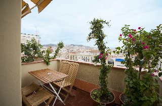 Apartamentos Casa Gracia Barcelona Suites