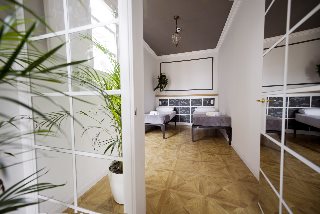 Apartamentos Casa Gracia Barcelona Suites