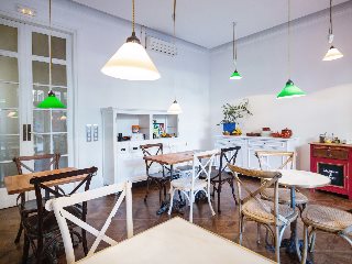 Apartamentos Casa Gracia Barcelona Suites