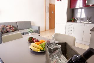 Apartamentos Casa Gracia Barcelona Suites