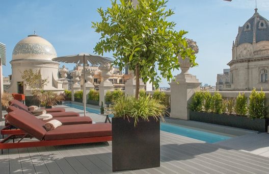 Apartamentos Casagrand Luxury Suites