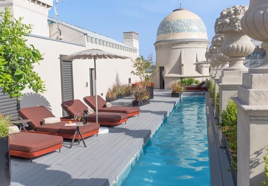 Apartamentos Casagrand Luxury Suites