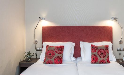 Apartamentos Casp74