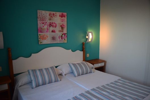Apartamentos Castell Sol