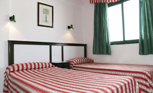 Apartamentos Castillo De Sol