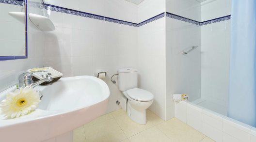 Apartamentos Cenit Sol Y Viento