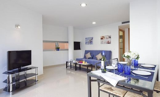 Apartamentos Charmsuites Nou Rambla
