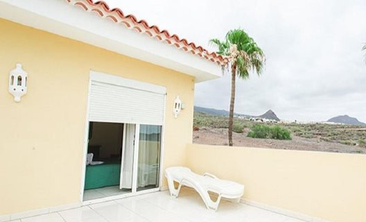 Apartamentos Chayofa Country Club
