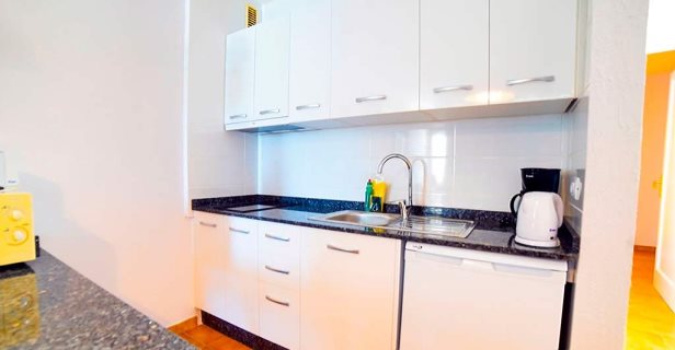 Apartamentos Colina Mar
