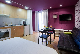 Apartamentos Colon 3000