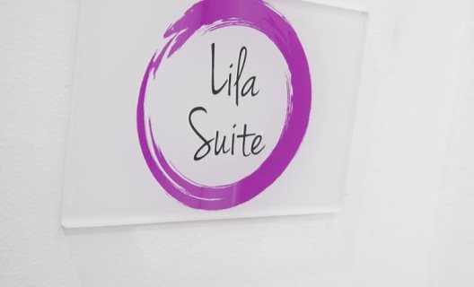 Apartamentos Color Suites