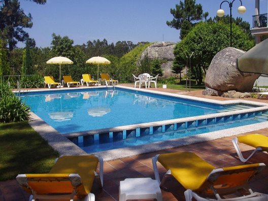 Apartamentos Cons Da Garda